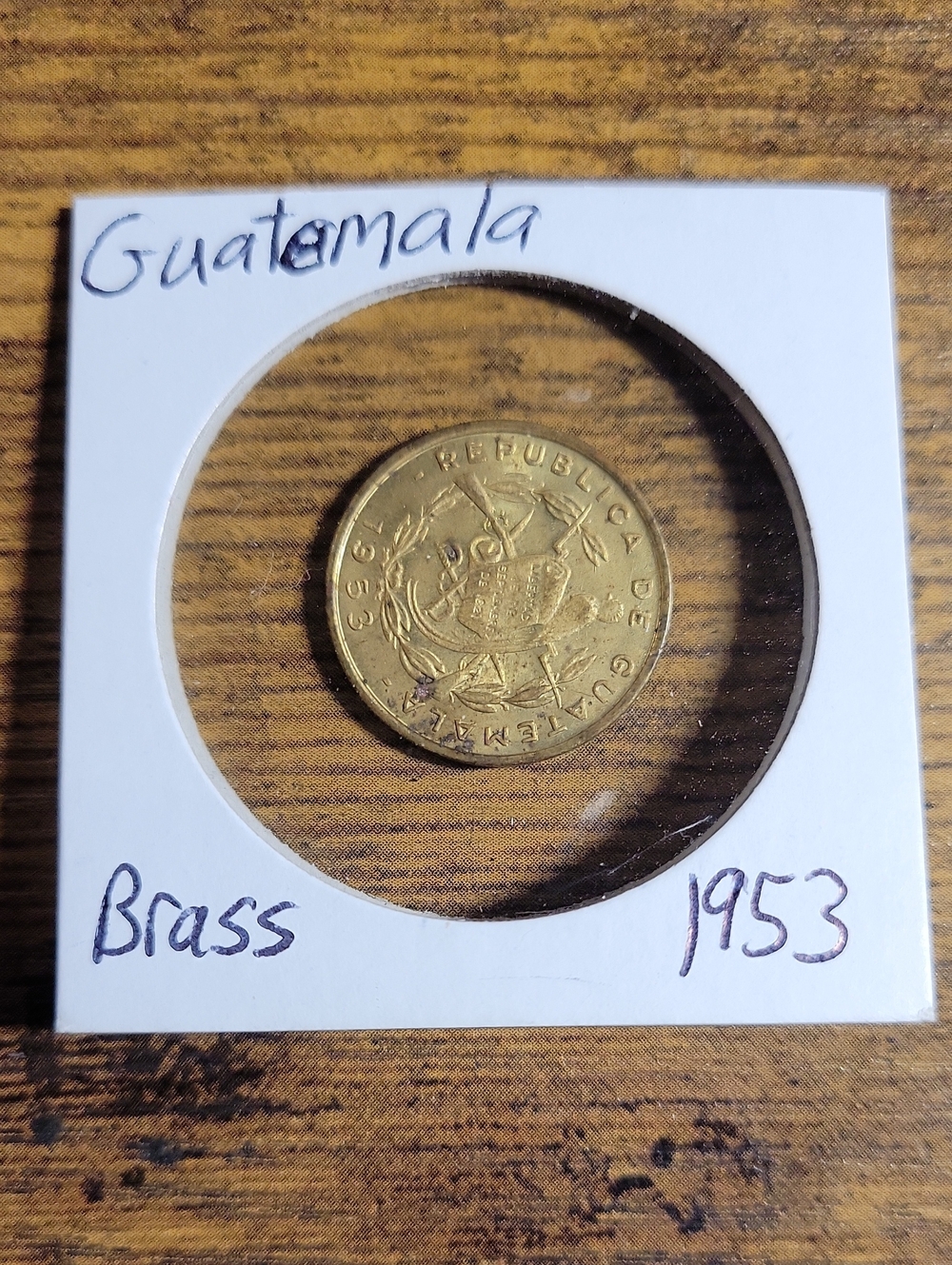 Vintage 1953 Guatemala 1 Centavo Brass Coin - Gold Tones